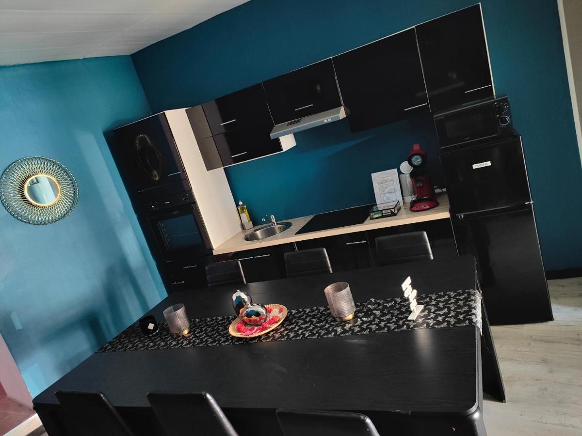 דירות ברגו Logement Privatif Avec Jacuzzi מראה חיצוני תמונה